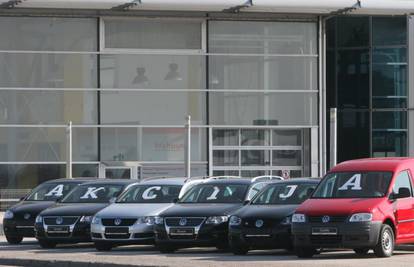 Totalna rasprodaja: Kriza je prepolovila cijene auta