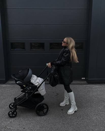 Izabel provozala sinčića: 'Duge šetnje više nam nisu problem'