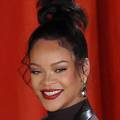 Rihanna je postala najpraćenija žena na Twitteru, a obožavatelji nestrpljivo iščekuju novi album