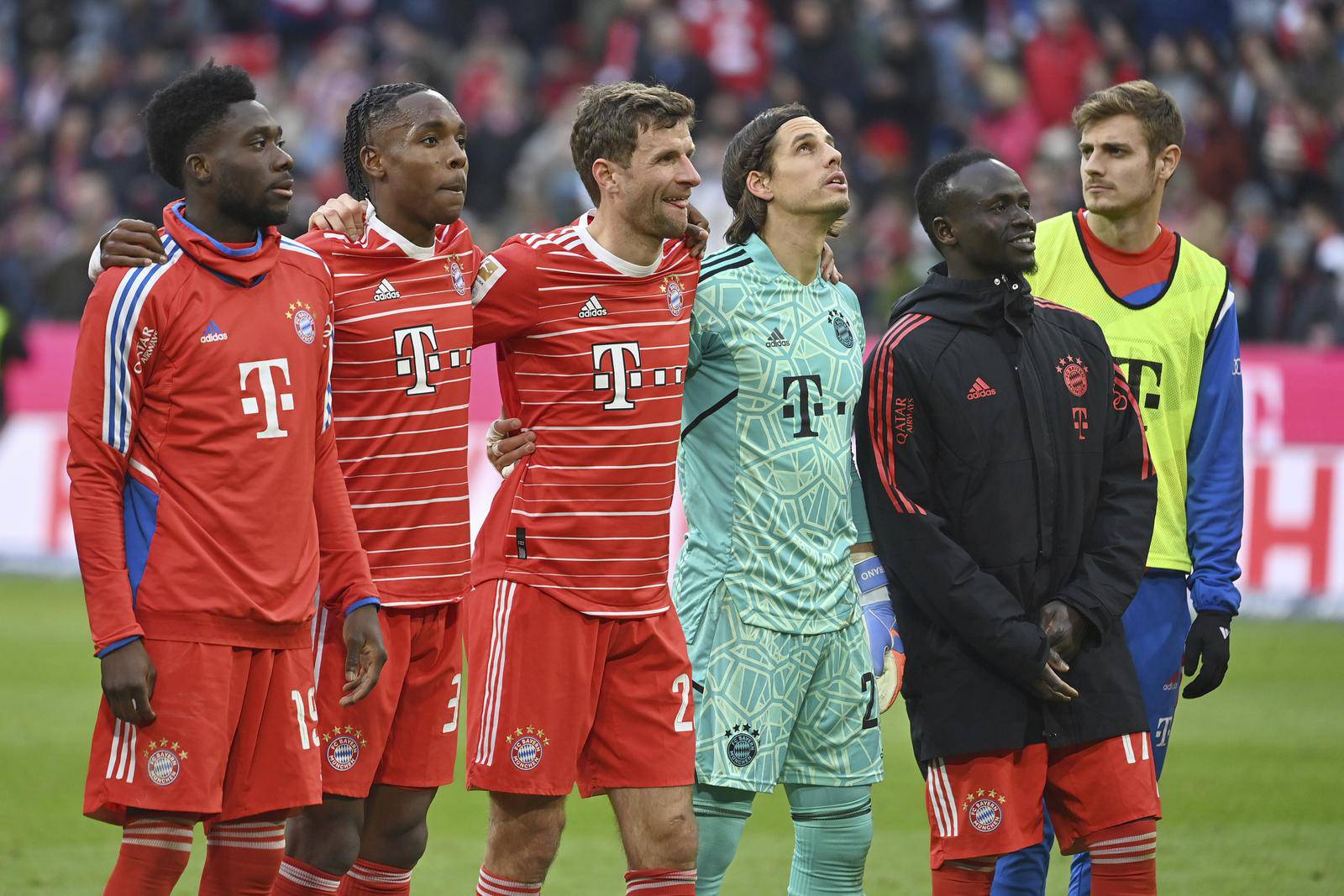 Soccer 1. Bundesliga/ FC Bayern Munich - FC Augsburg 5-3.