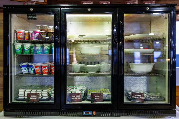 FOTO Zavirite u prvi brod-hotel u Hrvatskoj: Noćenje na ovom brodu u Rijeci ima posebnu čar