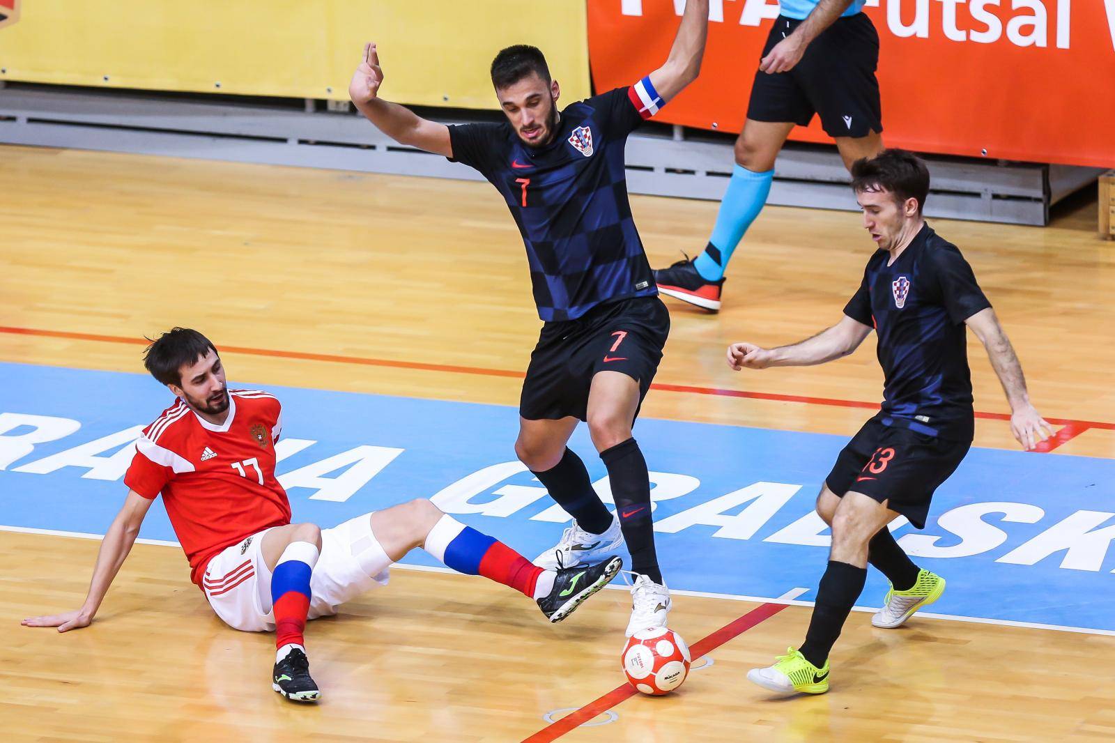 Osijek: Elitno kolo kvalifikacija za Svjetsko prvenstvo u futsalu, Rusija - Hrvatska