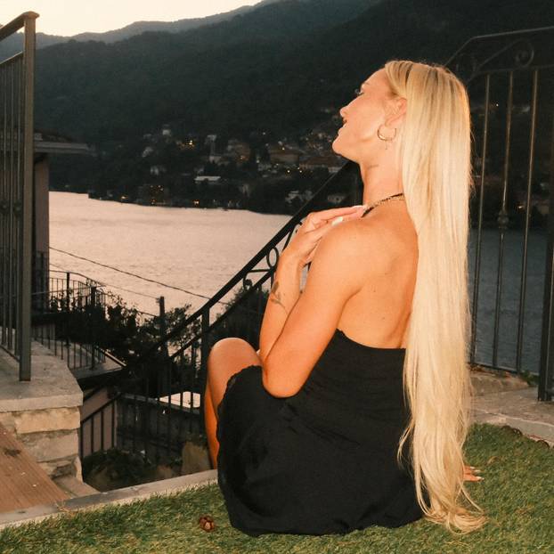 FOTO Alisha Lehmann 'zapalila' Oktoberfest; jedan detalj sve je otkrio o ljubavnom statusu...