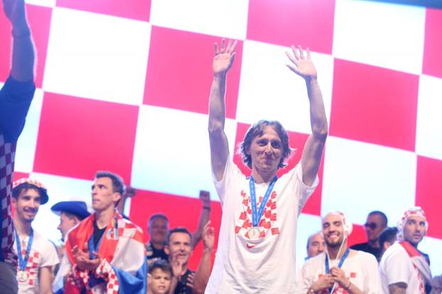 Sati vožnje i pola milijuna ljudi: Prisjetite se 'beskrajnoga dana'