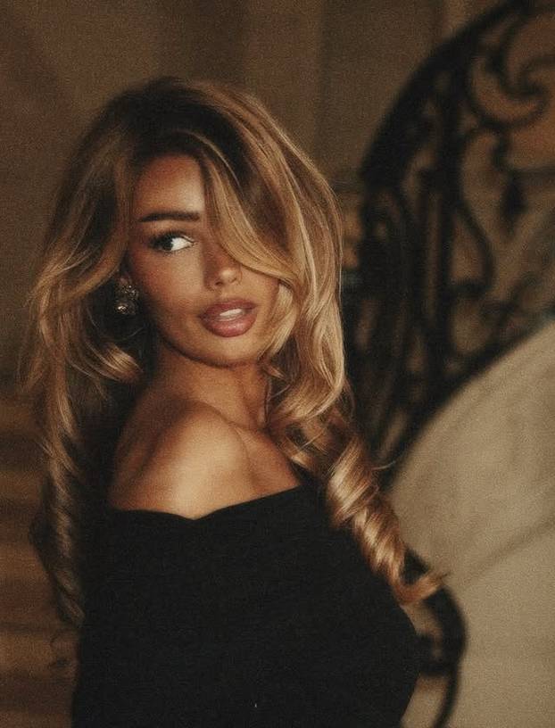 FOTO Pratitelji ju ne prestaju hvaliti: 'Ti si žena mojih snova!'