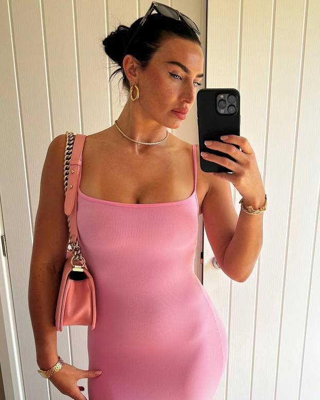 FOTO Bivši suigrač Gvardiola prevario suprugu s najboljom prijateljicom i napravio joj bebu