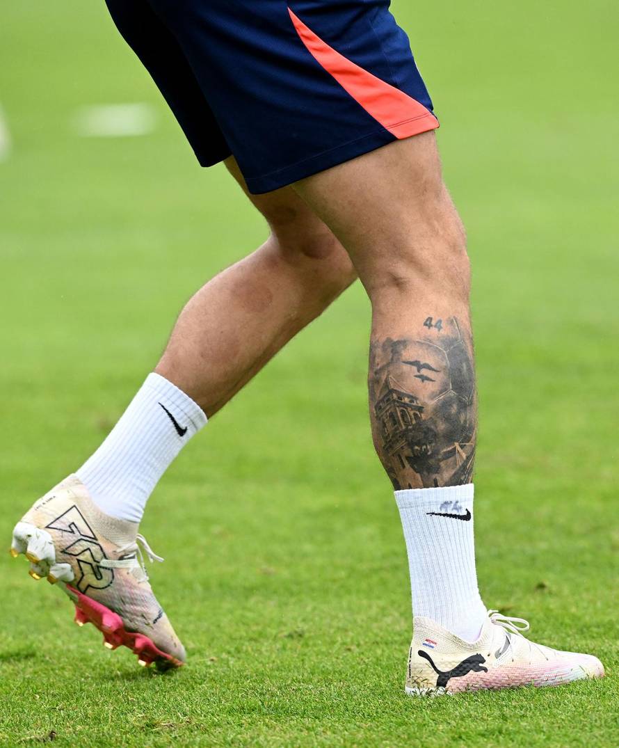 Neuruppin: Ivan Perišić na treningu reprezentacije s novom tetovažom