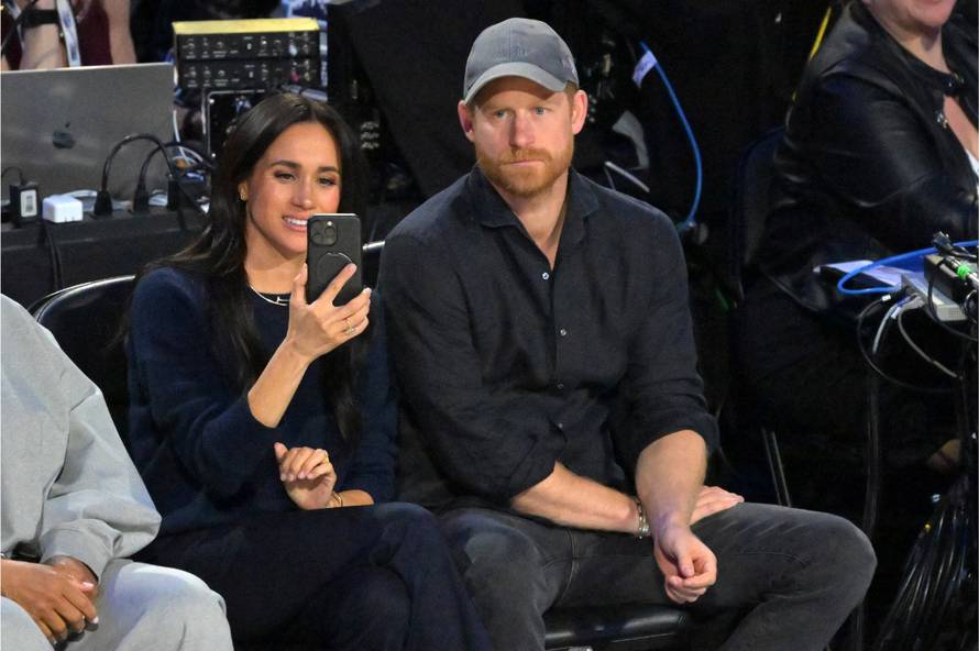 VIDEO Jokić ostao kratak u LA-u, suigrač promašio produžetak