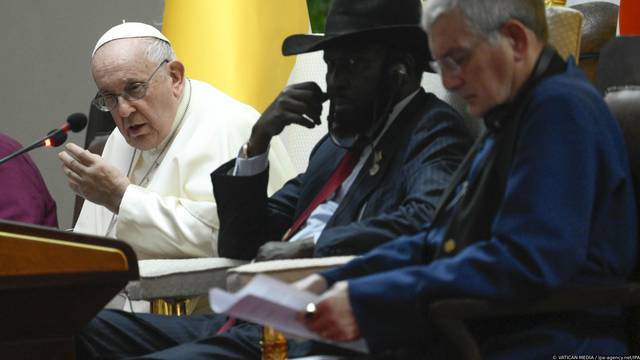 SOUTH SUDAN - POPE FRANCIS  ATTENDS A MEETING WITH AUTHORITIES ,CIVIL SOCIETY AND DIPLOMATIC CORPS AT THE PRESIDENTIAL PALACE OF JUBA IN SOUTH SUDAN  - 2023/2/3