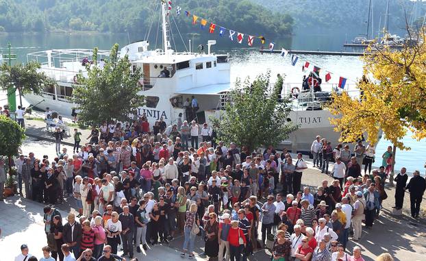 Skradin: Å ime Strikoman snima brod Tijat za 561. milenijsku fotografiju