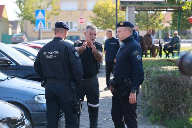 Incident u Otoku, muškarci napali novinare koji su izvještavali o uhićenju gradonačelnika Josipa Šarića