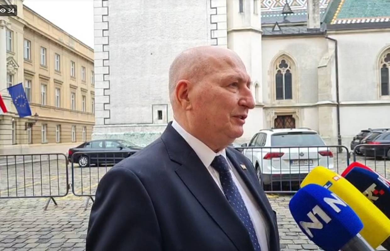 Šeparović: Studenti ne moraju više pokazivati Covid potvrde