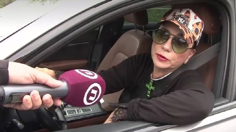 Alka Vuica zapela je na granici sa Srbijom: Živjela sam u divnoj zemlji, zvala se Jugoslavija