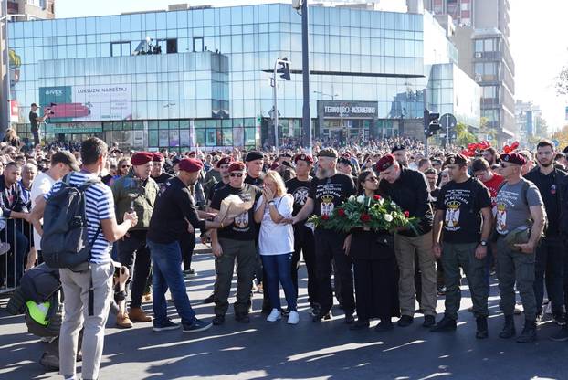 Novi Sad utihnuo na 16 minuta za sve poginule u nesreći u padu nadstrešnice