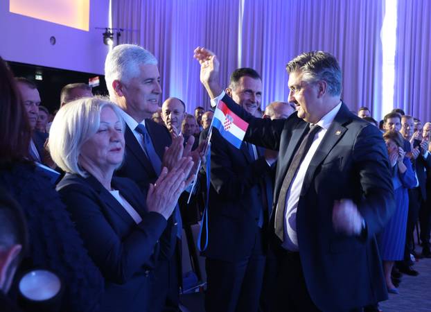 Šibenik: Opći sabor HDZ-a