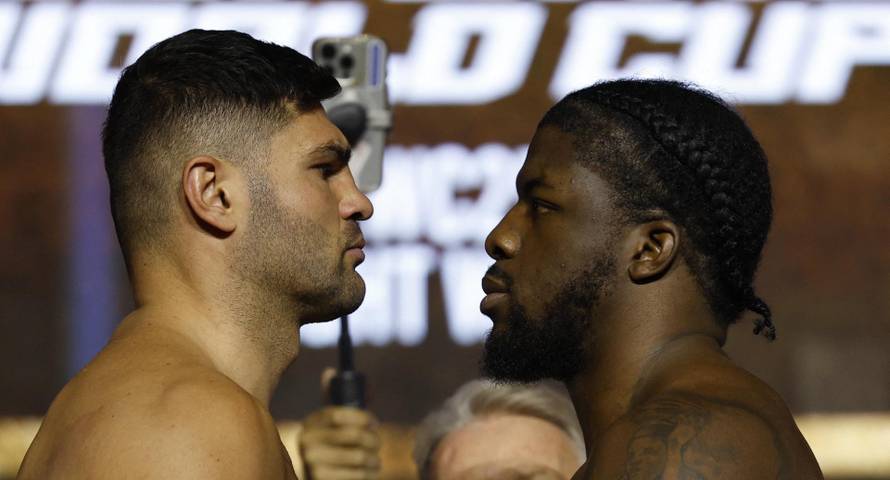 Dillian Whyte v Moses Itauma - Weigh-in for EWC25 Fight Week