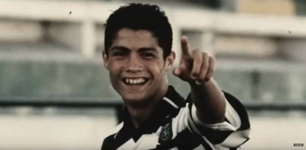 Seksi frajer s terena zaručio se za lijepu Georginu: Ovako se mijenjao Cristiano Ronaldo...