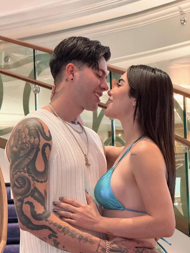 FOTO Ona je popularnija i od Georgine Rodriguez! Mreže 'gore' zbog ove ljepotice...