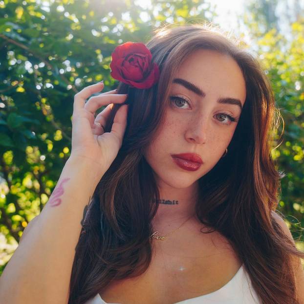 FOTO Tko je Nicki Nicole? Yamal i Argentinka prohodali su pa prekinuli, sad su opet zajedno