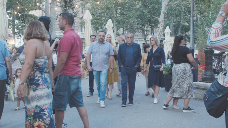 Svi su dolje: Bandić se druži s kraljem Adventa, svjedocima...