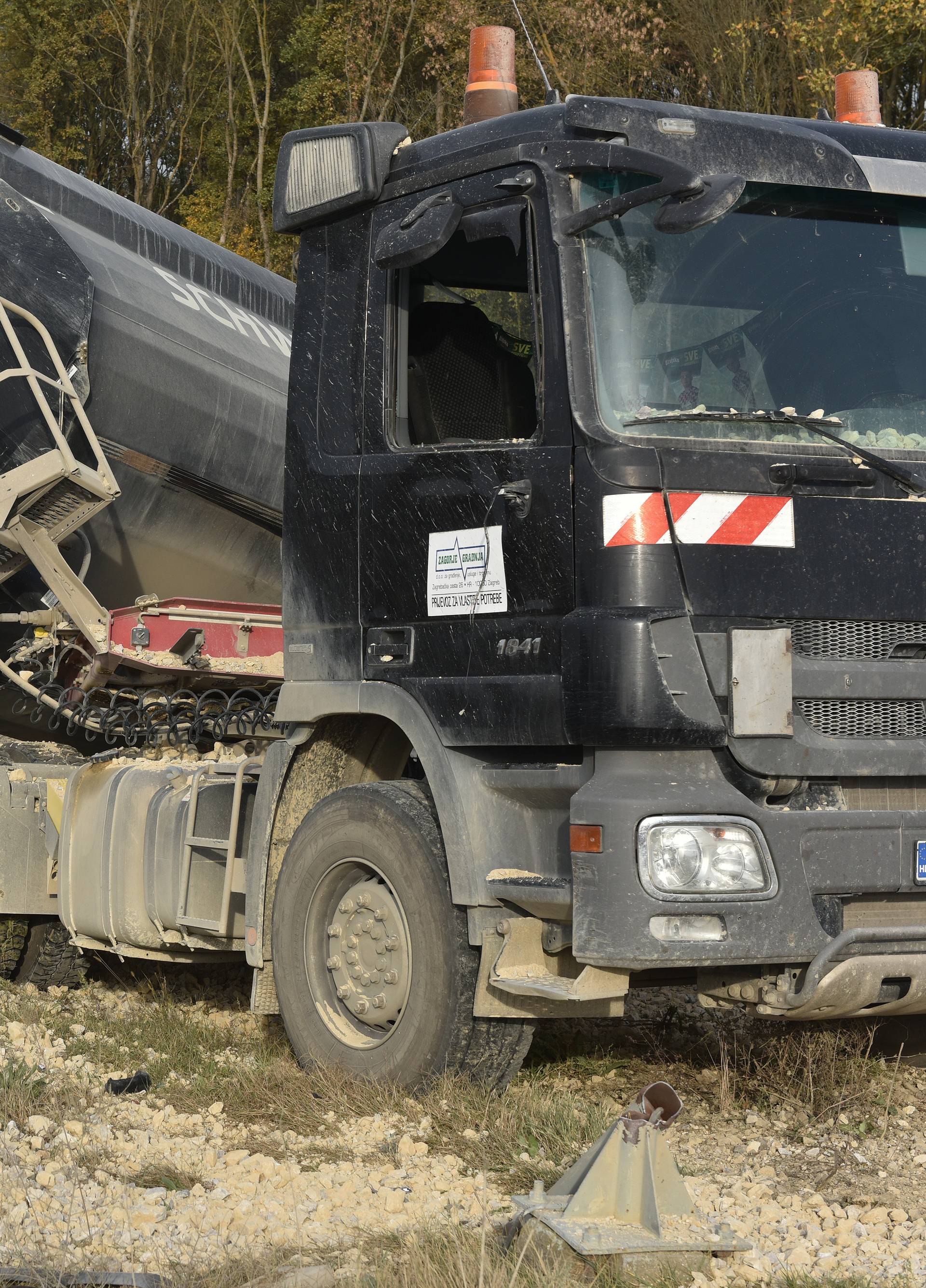 Putnički vlak udario u kamion: Dijete je palo, a majka vrištala