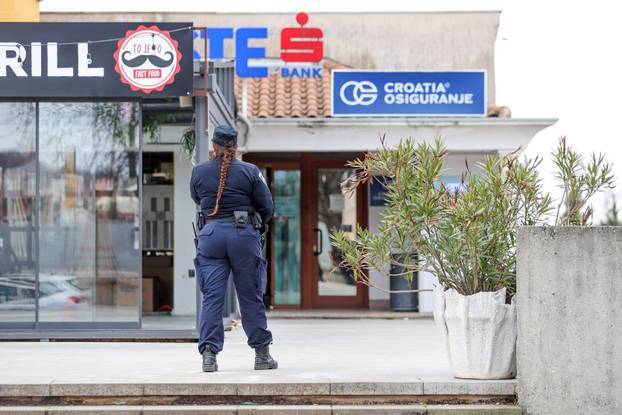 Opljačkana poslovnica banke u Žminju, policija traga za počiniteljima