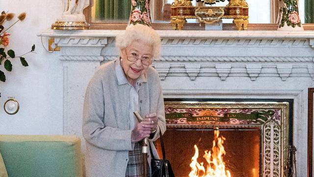 Queen Elizabeth welcomes Liz Truss at Balmoral Castle