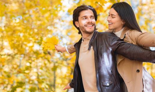 Evo što omiljena poza u krevetu otkriva o vašoj ljubavnoj vezi