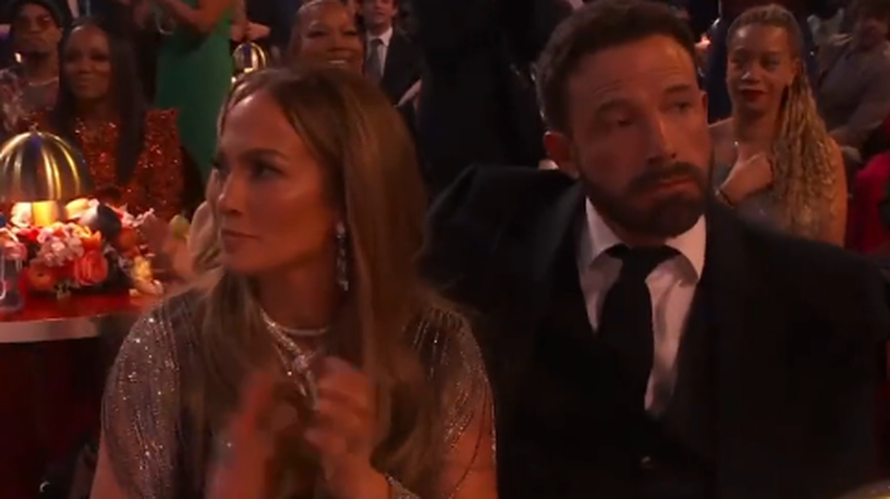 VIDEO J.Lo i Affleck u žustroj raspravi na dodjeli Grammyja: 'Prestani! Lijepo se ponašaj...'