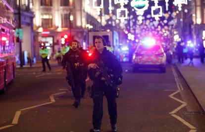 Incident u Londonu: Ljudi su panično bježali, žena ozlijeđena