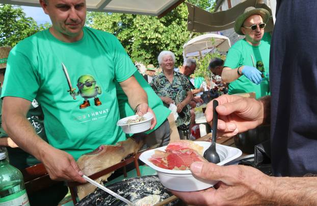 Kaštela: Najveća do sada “Fešta o boba”.