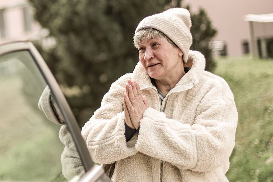 Davorka Nikoli&cacute; koristi uslugu besplatnog taksi prijevoza kroz projekt Nismo same - za &zcaron;ene oboljele od raka