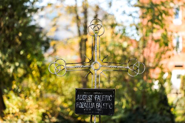 Zagreb: Psihijatrijsko groblje Vrapče ima upaljenu tek pokoju svijeću na blagdan Svih svetih