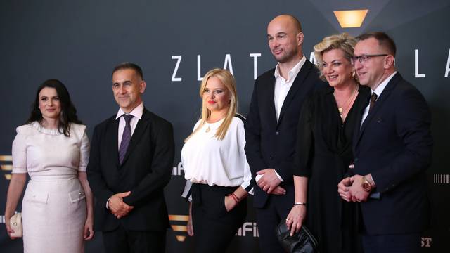 Zagreb: Dolazak uzvanika na dodjelu nagrade Zlatna bilanca