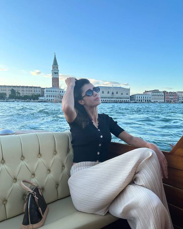 FOTO Kći srpske košarkaške legende ljubi zvijezdu Atletica i penje se prema teniskom vrhu