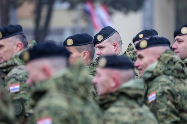 Zagreb: Ispraćaj 42. hrvatskog kontingenta u NATO-ovu operaciju potpore miru