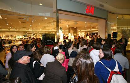 Na otvorenju H&M-a  u Areni manje ljudi nego na Cvjetnom
