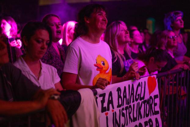 Osijek: Bajaga i Instruktori održali koncert u dvorani Gradski vrt 