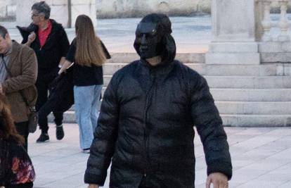 Maskirani muškarac koji je zalio SDP-ovca dobio istražni zatvor: Zapalio je kontejnere u Zadru