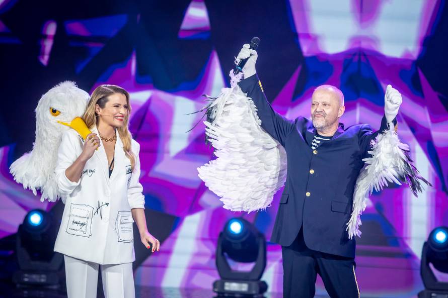 Iz 'Masked Singera' je ispao Galeb, a ispod maske skrivao se glumac Emir Hadžihafizbegović