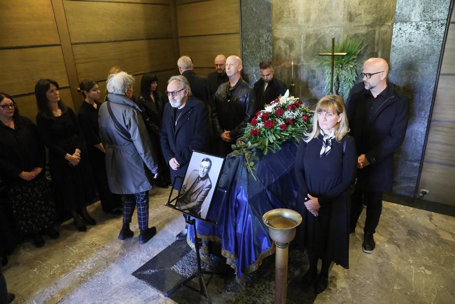 Zagreb: Posljednji ispraćaj Marinka Colnaga na Krematorija