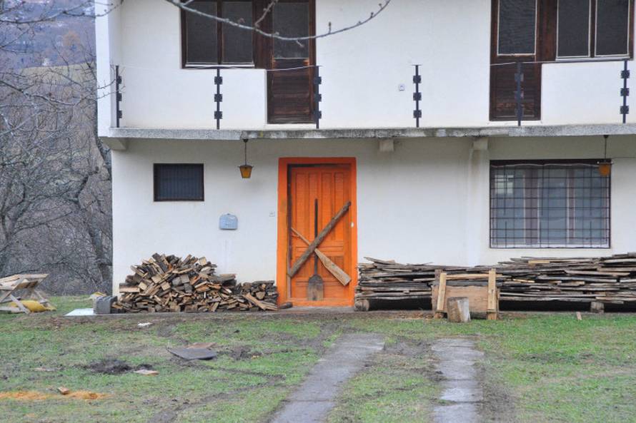 Ubojici nema traga, mještani u panici: Imao je  listu za odstrel?