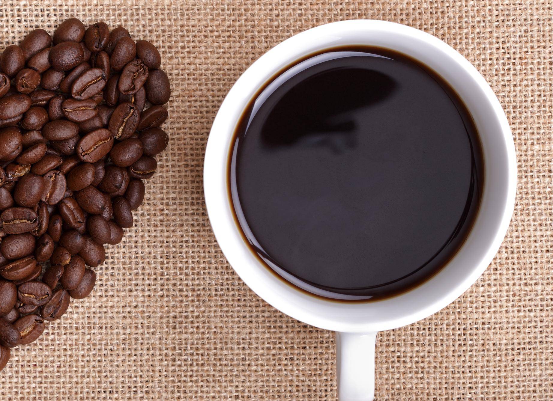 Kava pozitivno utječe na rad, ali  ipak će zakinuti kreativnost