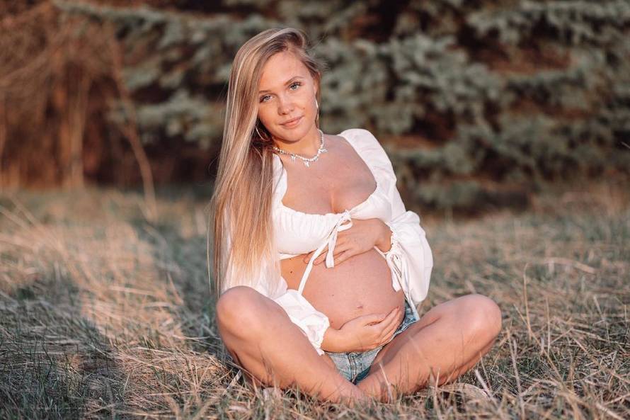 Ima 16 godina i samohrana je majka dvoje djece: 'Težak je to život, ali volim svoju djecu'