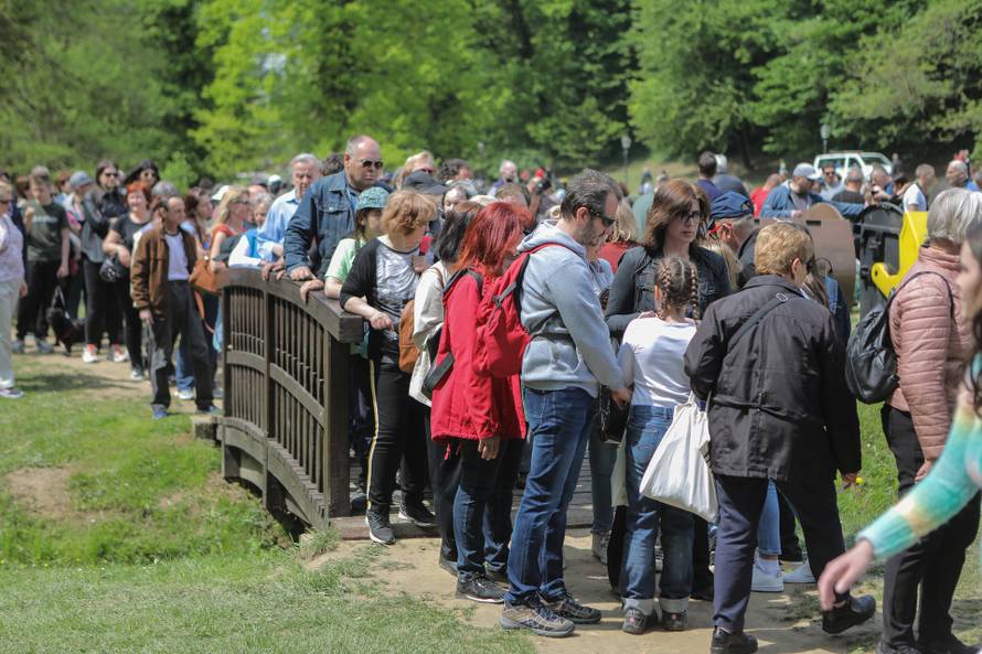 Tradicionalna podjela graha na Praznika rada u parku Maksimir