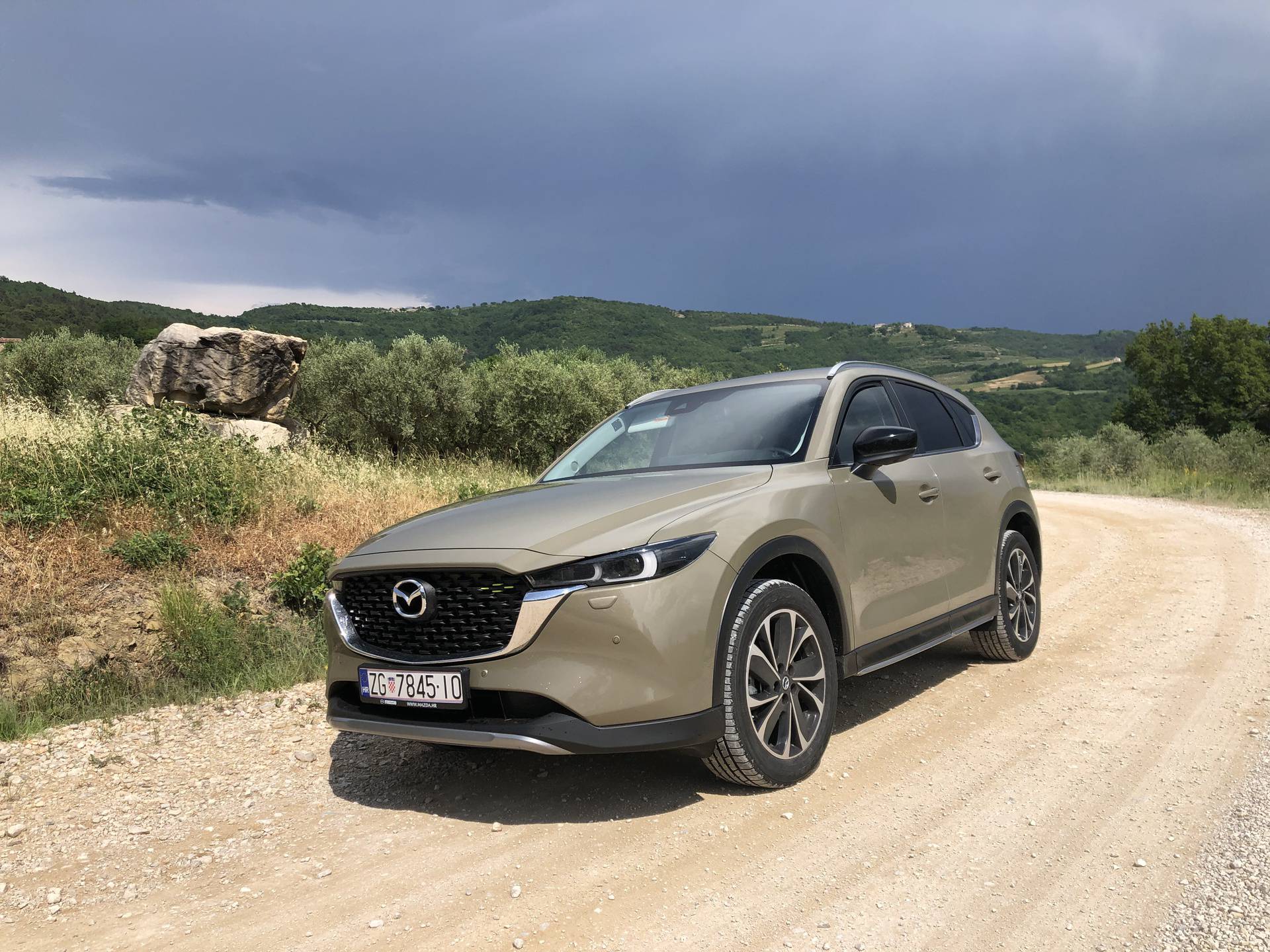 Obnovljena Mazda CX-5 ostala je potpuno drugačija od drugih