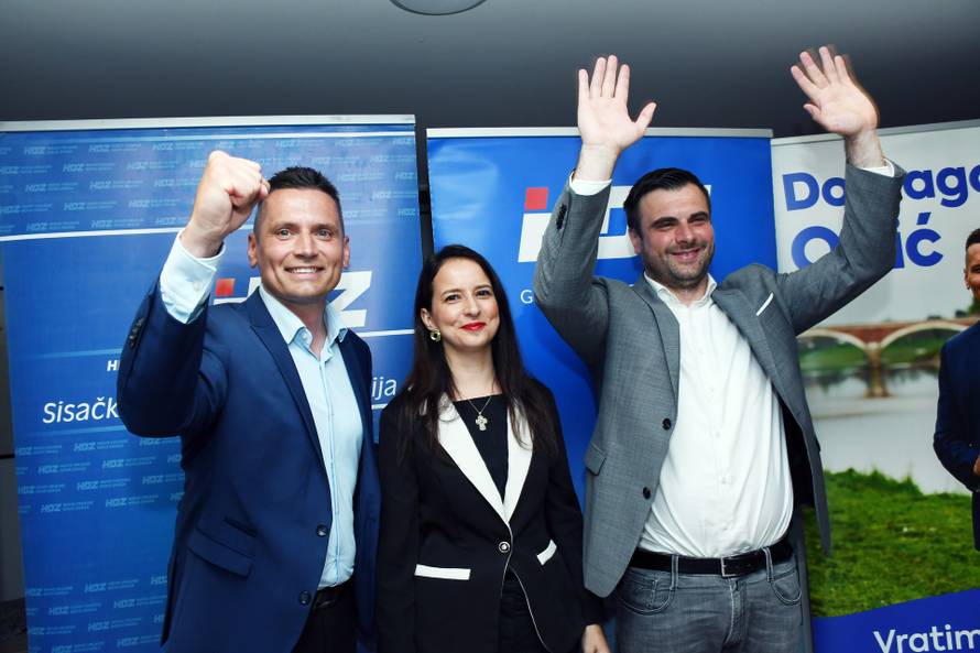 Sisak: Kandidat za gradonačelnika Domagoj Orlić proslavio je pobjedu