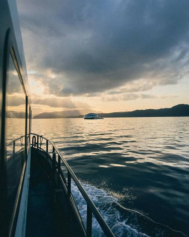 FOTO Spektakl na vodi: Biste li jeli u ovom futurističkom restoranu u norveškom fjordu?