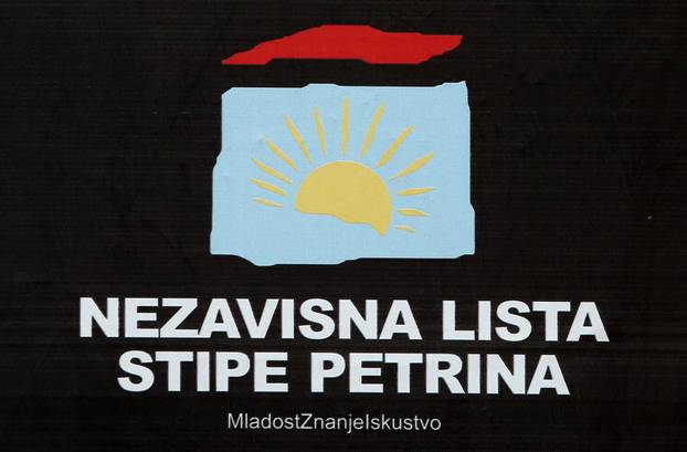 Šibenik: Plakati Stipe Petrine za nadolaze?e parlamentarne izbore