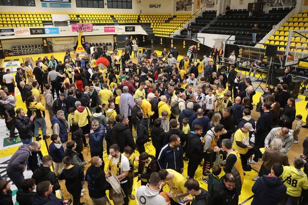 Split: Doček kašarkaša Splita na Gripama